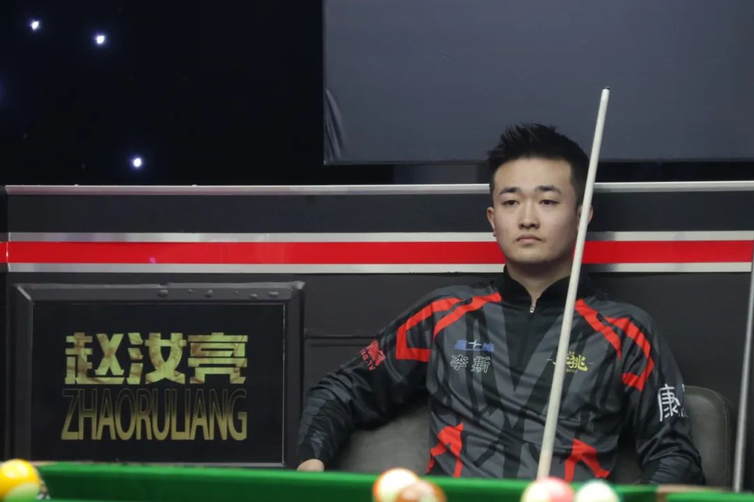 足球绿茵场 足球绿茵场